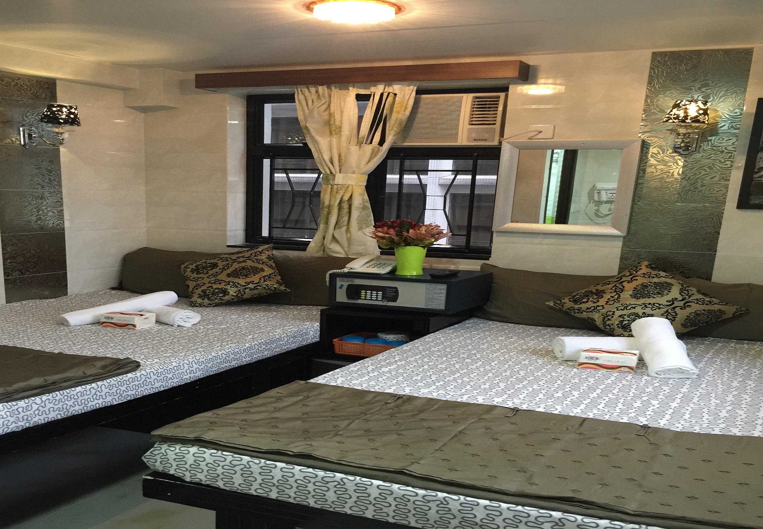 Standard Family / Quadruple Room